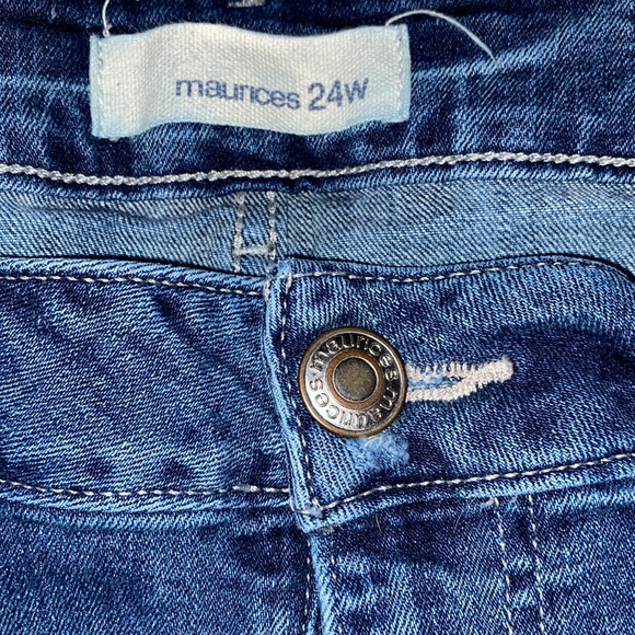 Maurices blue jeans - Picture 2 of 8